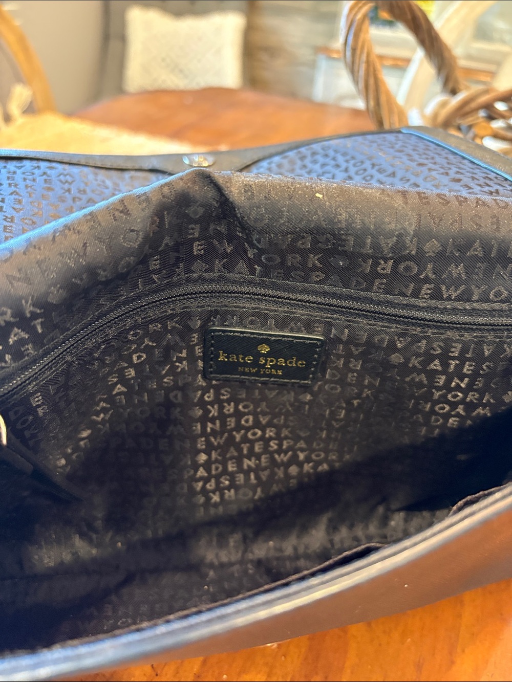 kate spade Black Crossbody Bag.Red Rose Print Pouch and Black Coin Wallet. - Picture 7 of 14